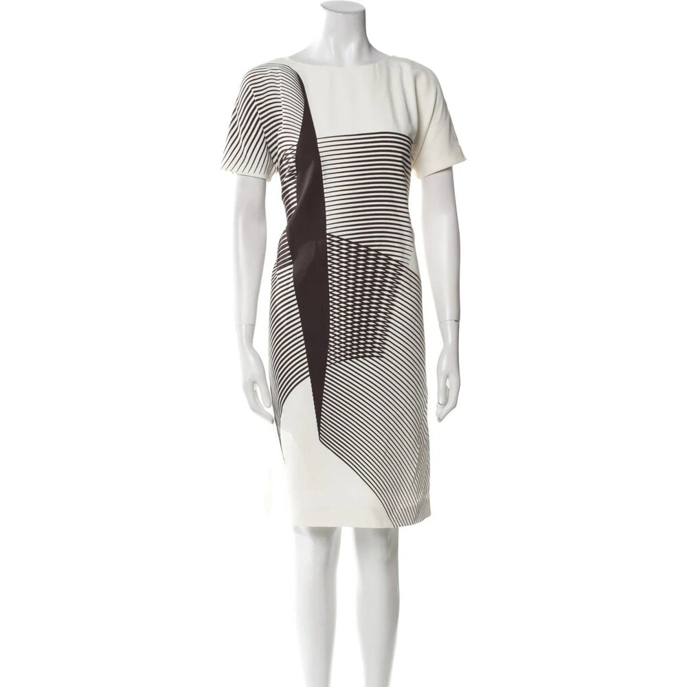 RUNWAY. Carolina Herrera Spring 2014 Runway Dress, $2290,Size: M | US 6 - Picture 2 of 5